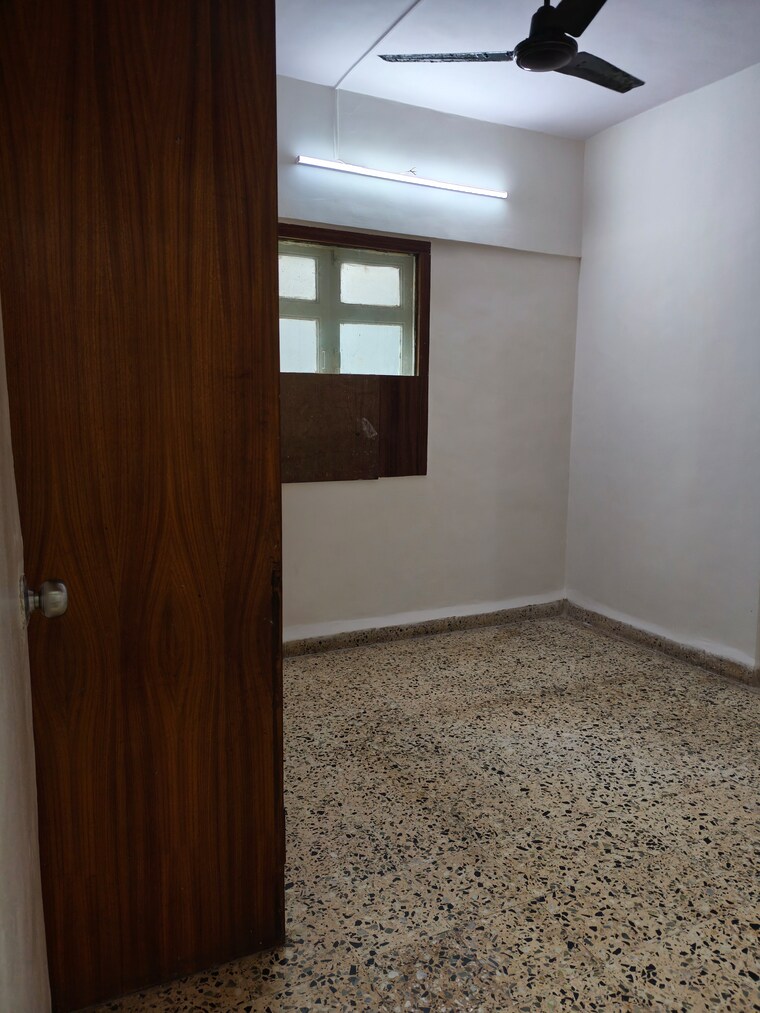 Room, shree-pushpanjali-chs 1 Bedroom 450 Sq.Ft. Apartment In Andheri West Mumbai 9287556