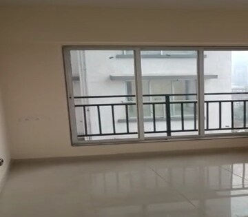 Room in 2 BHK Apartment at Dadar East – for Rent