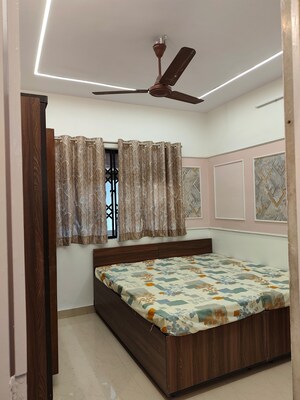 1 BHK Apartment For Rent in Nishant Building, Andheri West