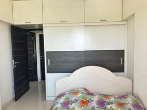 Master Bedroom in 3 BHK Apartment at Gurukrupa Marina Enclave, Malad West – for Rent
