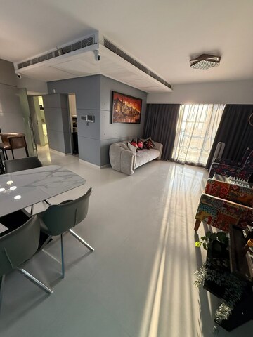 Team Area in 2 BHK Apartment at RNA NG Eclat, Andheri West – for Rent