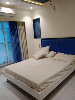 Bedroom in 2 BHK Apartment at Aplite Sapphire, Grant Road East – for Sale