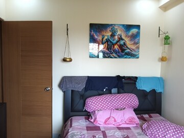 Bedroom in 3 BHK Apartment at Boral – for Sale