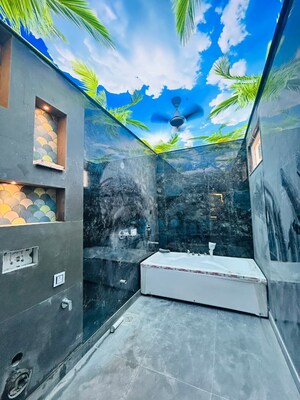 Attached Bathroom in 3.5 BHK Apartment at Meenal Semeion, Sector 41 – for Sale