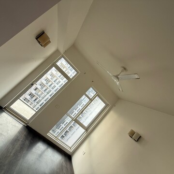 Room in 3 BHK Apartment at Ireo The Corridors, Ramgarh Dhani – for Rent