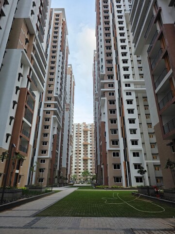 3 BHK Apartment For Sale in Aparna Sarovar Zicon, Nallagandla