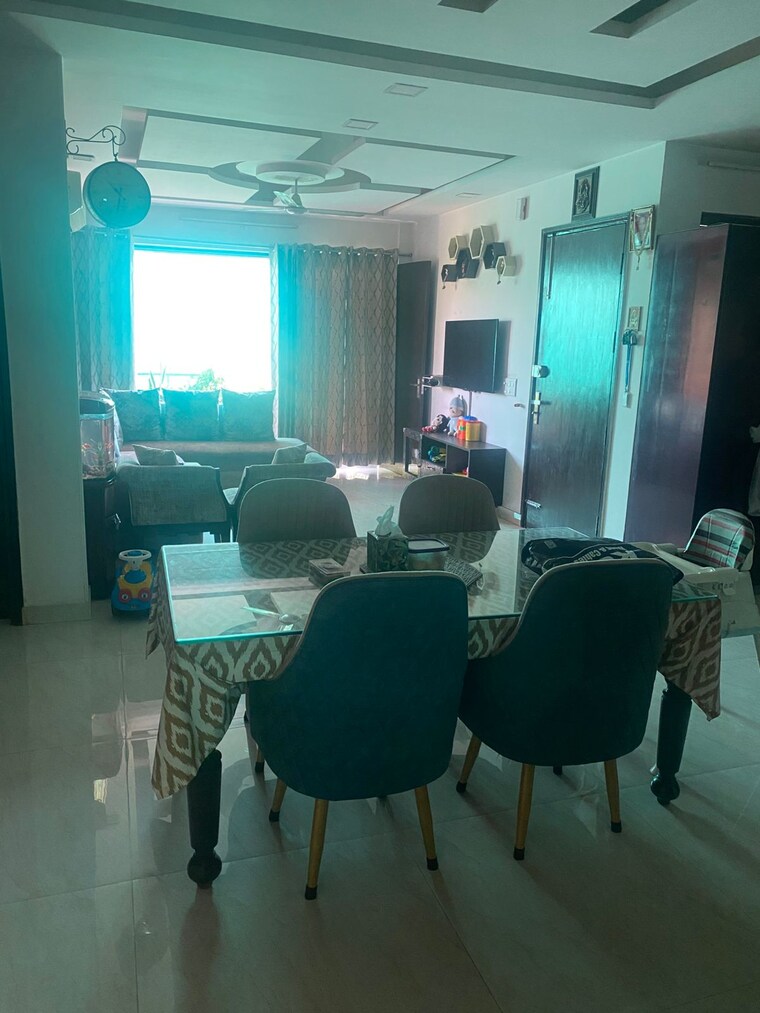 Team Area, vipul-world-floors 3 Bedroom 1866 Sq.Ft. Builder Floor In Sector 48 Gurgaon 9287729