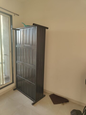 Room in 2 BHK Apartment at Wellwisher Kiarah Terrazo, Hadapsar – for Rent