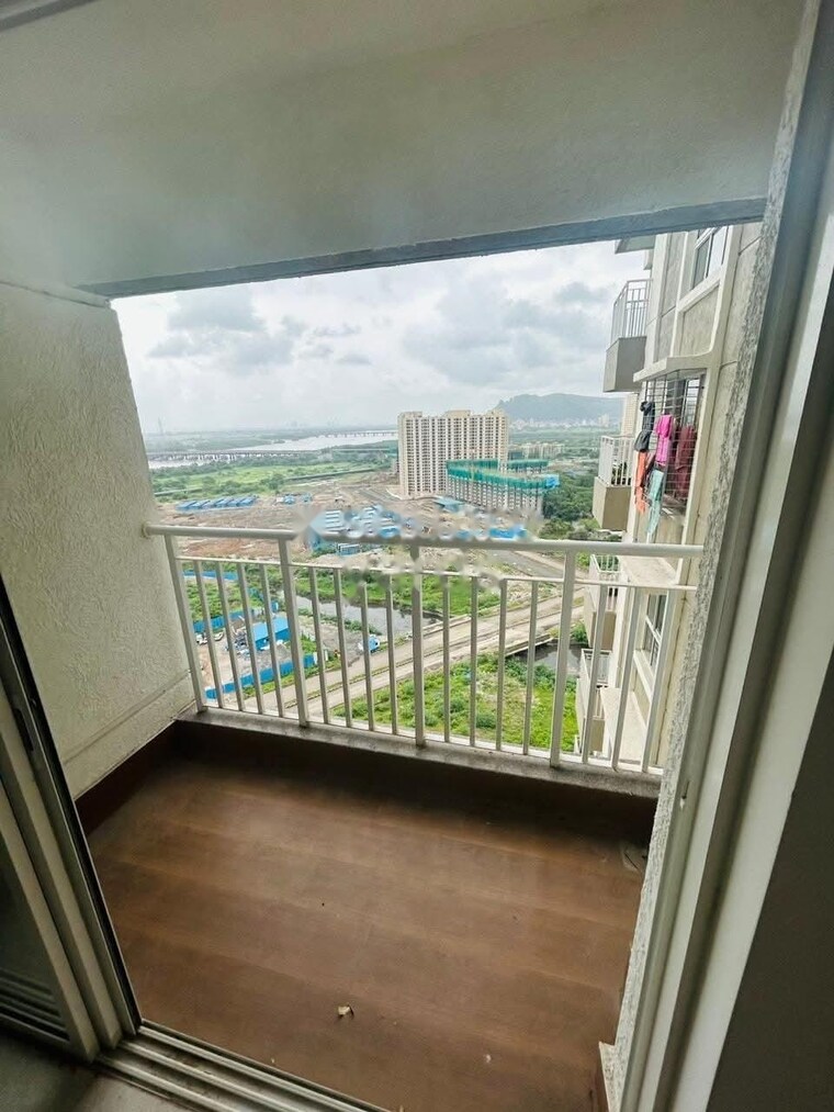 Balcony, lodha-amara 2 Bedroom 628 Sq.Ft. Apartment In Kolshet Road Thane 9287766