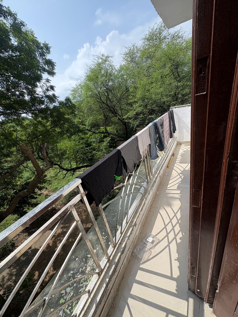 Balcony, saket 1 RK 450 Sq.Ft. Apartment In Saket Delhi 9287790