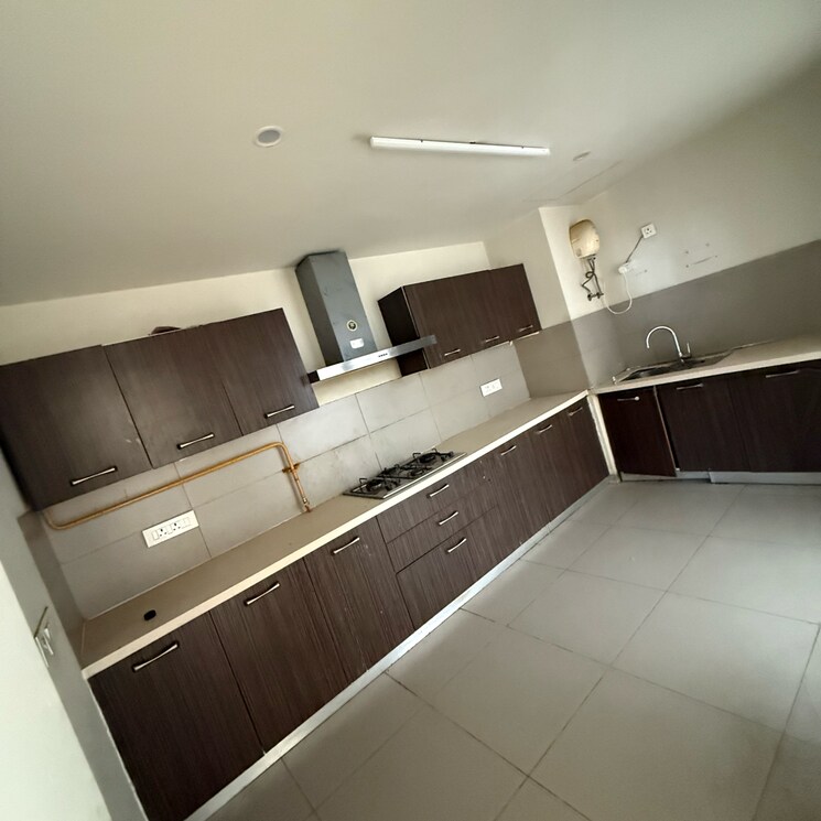 Bathroom, ireo-the-corridors 3 Bedroom 1727 Sq.Ft. Apartment In Ramgarh Dhani Gurgaon 9287779