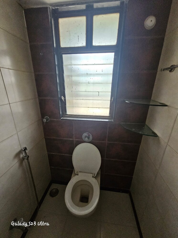 Attached Bathroom, acme-amartaru 2.5 Bedroom 900 Sq.Ft. Apartment In Andheri East Mumbai 9287820