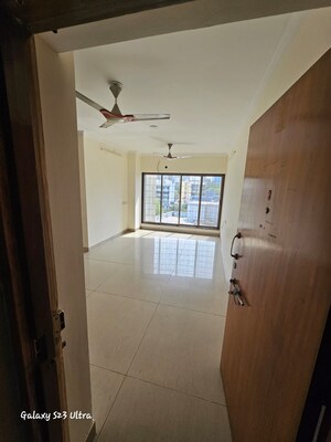2.5 BHK Apartment For Rent in Acme Amartaru, Andheri East