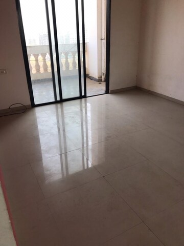 Room in 3 BHK Apartment at B U Bhandari Indrashri, Dahanukar Colony – for Rent