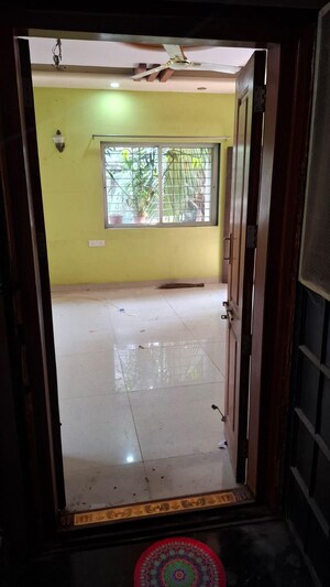 Room in 2 BHK Apartment at Padmachaya CHS, Kharadi – for Rent