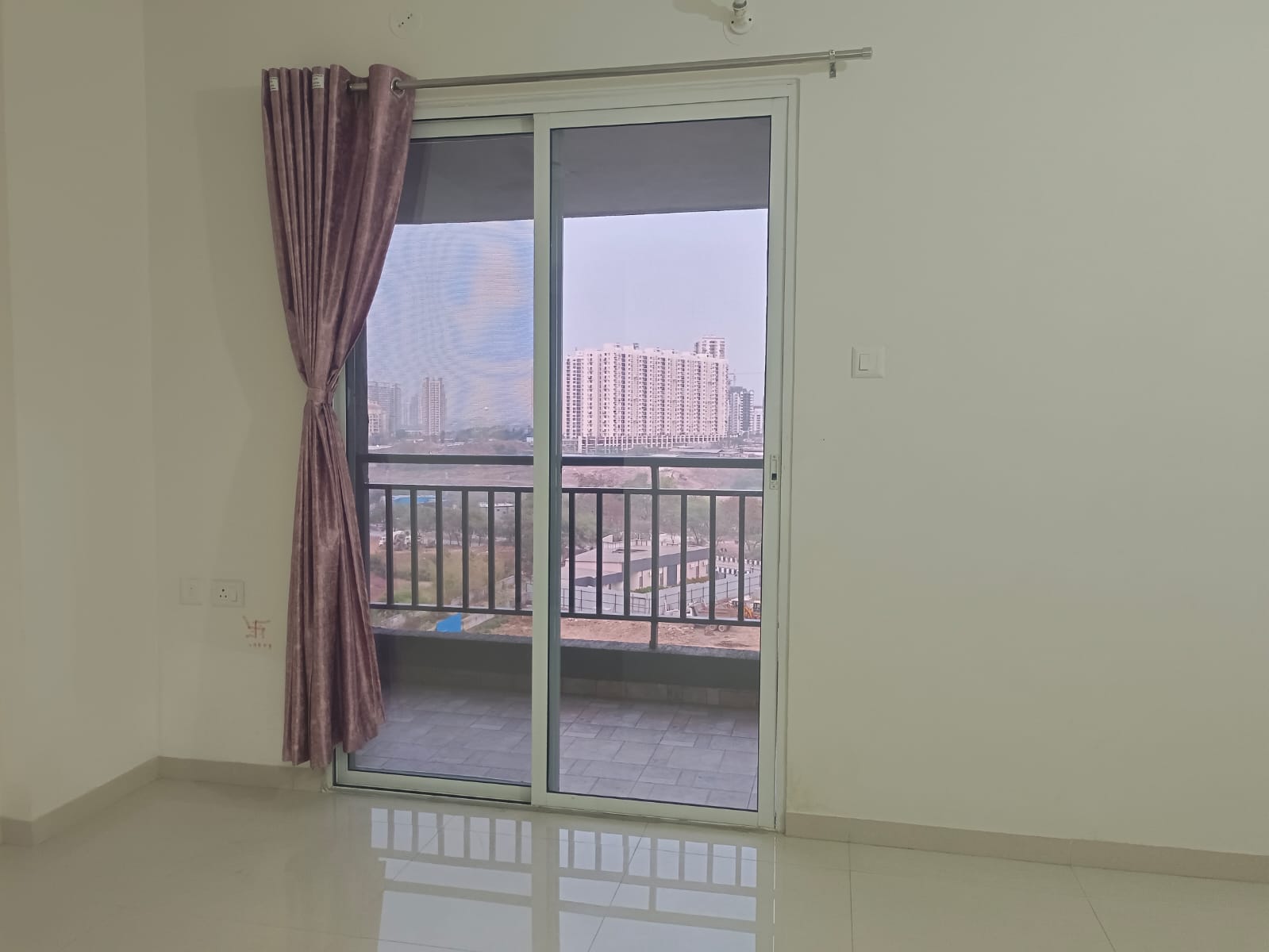 2 BHK + Pooja Room Apartment For Rent in Kohinoor Zen Estate
