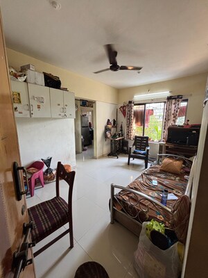 1 BHK Apartment For Rent in Dedhia Harshgiri, Dahisar East