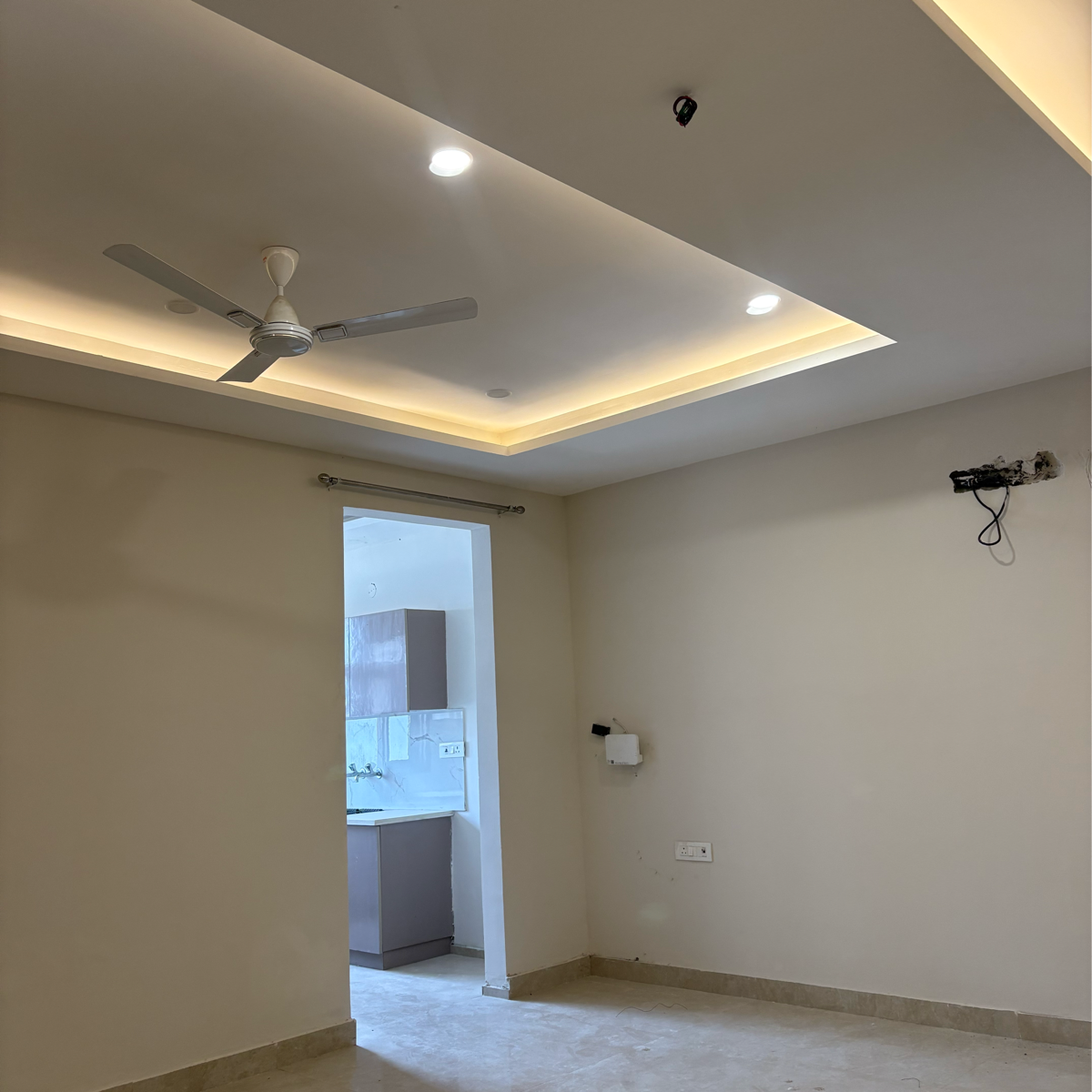 3 BHK + Servant Room Builder Floor For Rent in Faridabad 