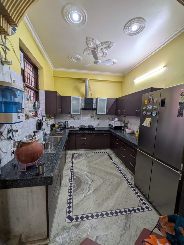 Kitchen, sector 56 3.5 Bedroom 3000 Sq.Ft. Builder Floor In Sector 56 Gurgaon 9288002