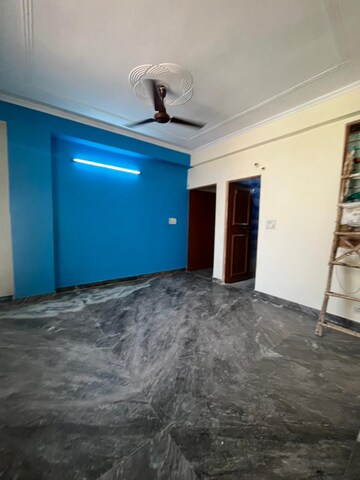 Room in 2 BHK Builder Floor at Saket – for Rent