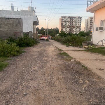  Plot – Exterior View View at Bhondsi - for Sale