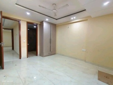 Room in 2 BHK Builder Floor at Chattarpur – for Rent