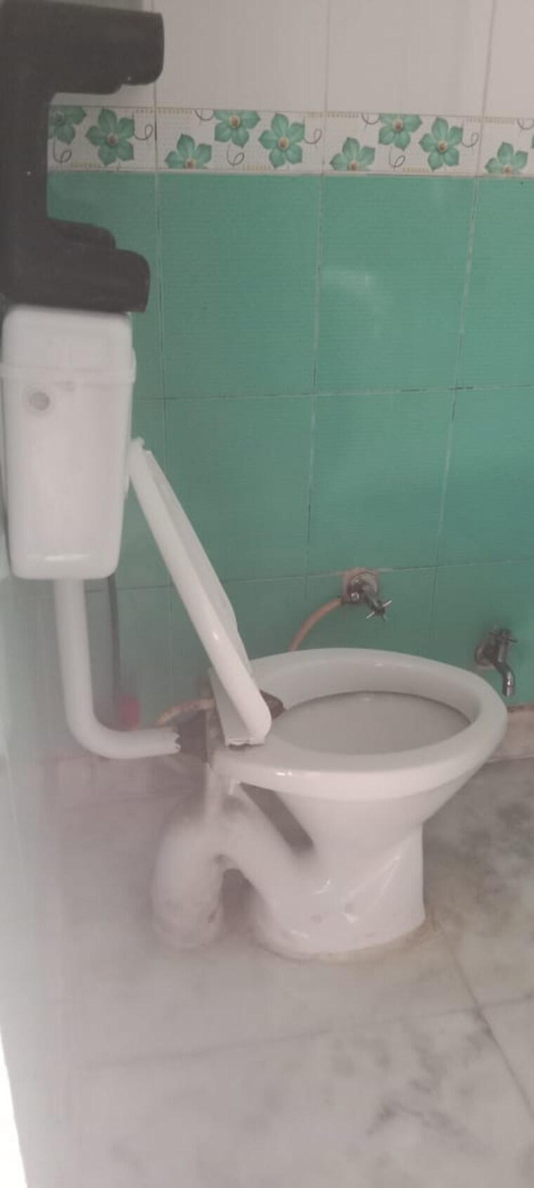 Bathroom, saket 2 Bedroom 800 Sq.Ft. Apartment In Saket Delhi 9288028