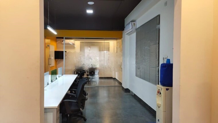 Team Area, j m road Commercial Office Space 3200 Sq.Ft. In J M Road Pune 9288015