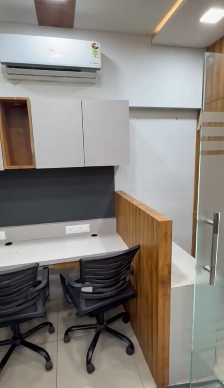 Team Area, goyal-titanium-business-park Commercial Office Space 565 Sq.Ft. In Makarba Ahmedabad 9288027