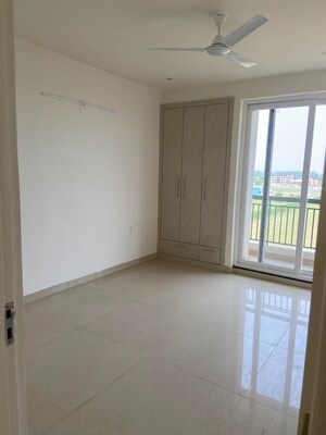3 BHK Apartment For Rent in Sushma Valencia, International Airport Road