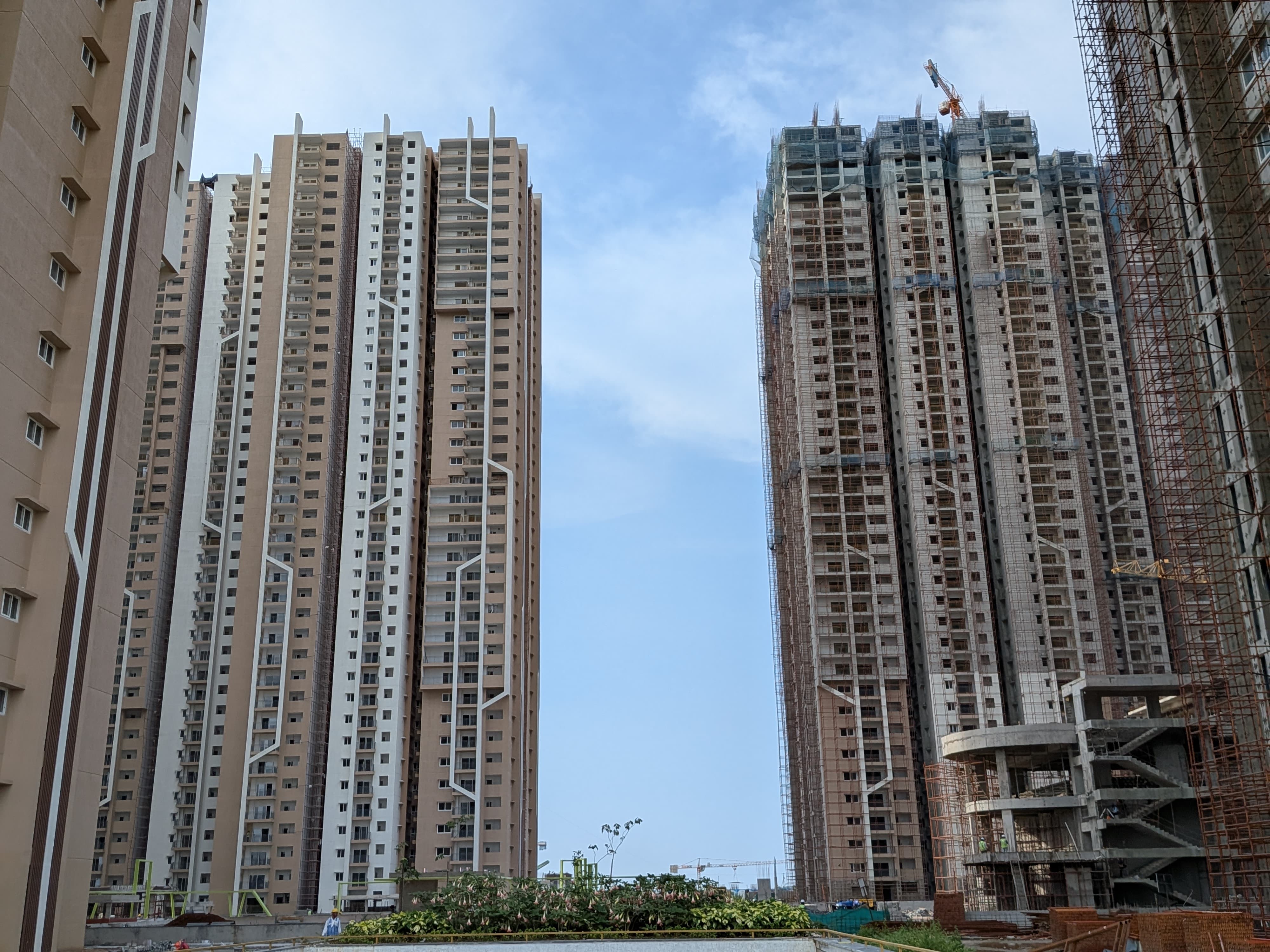 2 BHK + Pooja Room 1375 Sq.Ft. Apartment in Rajapushpa Imperia