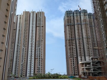 2 BHK Apartment For Sale in Rajapushpa Imperia, Tellapur