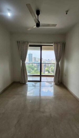 Living Room in 2 BHK Apartment at Kalpataru Paramount, Kapur Bawdi – for Rent