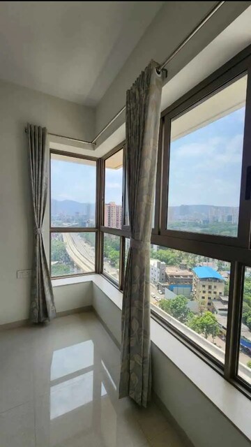 Bedroom in 2 BHK Apartment at Kalpataru Paramount, Kapur Bawdi – for Rent