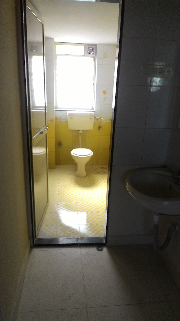 Bathroom, baner 1 Bedroom 450 Sq.Ft. Apartment In Baner Pune 9288054