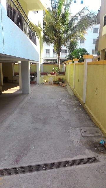 Parking in 1 BHK Apartment at Baner – for Rent