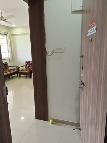 Furnished Amenities in 2 BHK Apartment at Sai Sumukha, Kharghar – for Rent