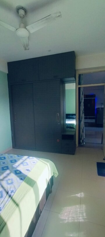 Room in 2 BHK Apartment at Breez Global Heights, Sohna Sector 33 – for Rent