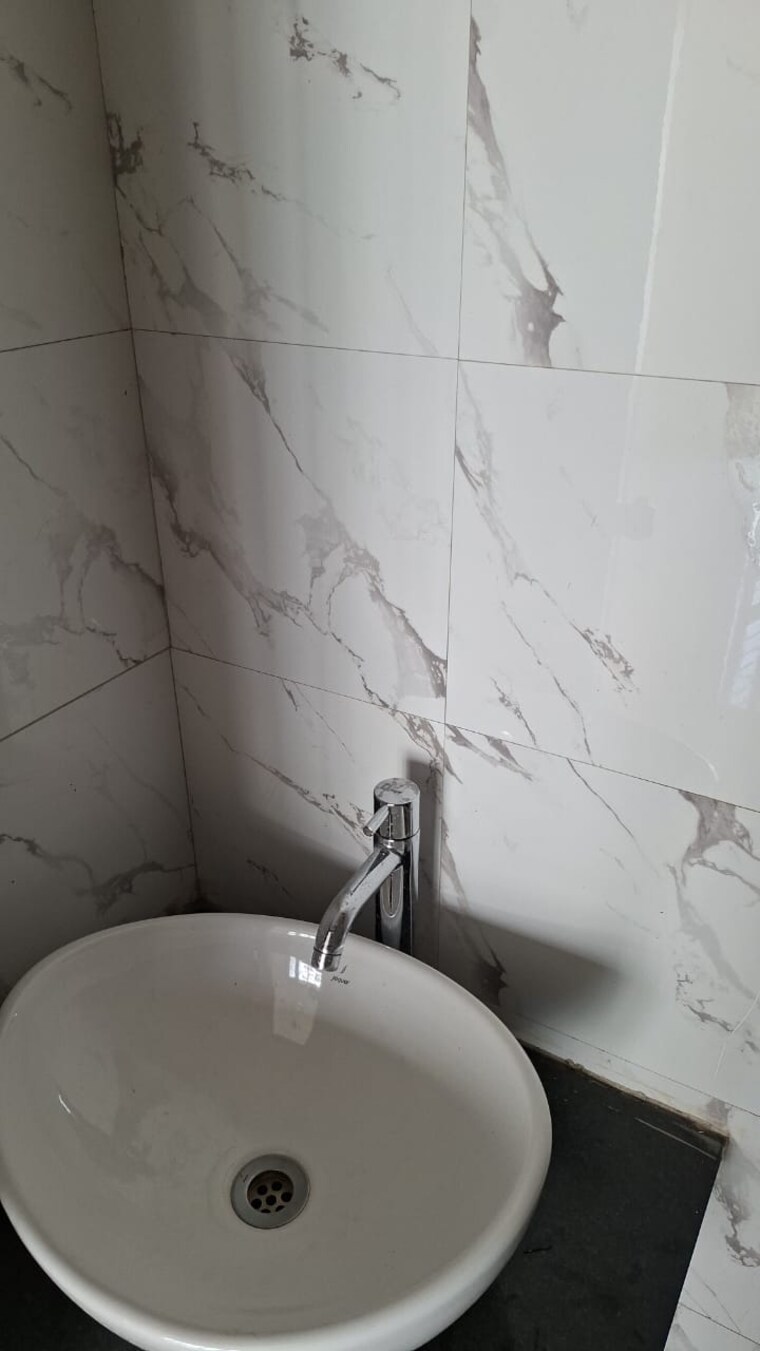 Bathroom, basil-mondale 2 Bedroom 751 Sq.Ft. Apartment In Mundhwa Pune 9288137