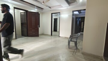 Building Lobby in 3 BHK Builder Floor at Palm Residency Chhatarpur, Chattarpur – for Rent