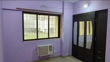 Room in 2 BHK Apartment at Runwal Garden City, Balkum Pada – for Rent