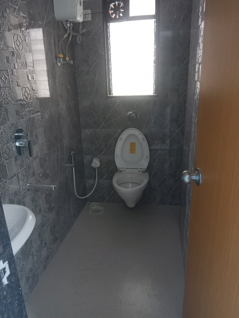 Bathroom, prime-elegance-dahisar-west 2 Bedroom 1100 Sq.Ft. Apartment In Dahisar West Mumbai 9288177