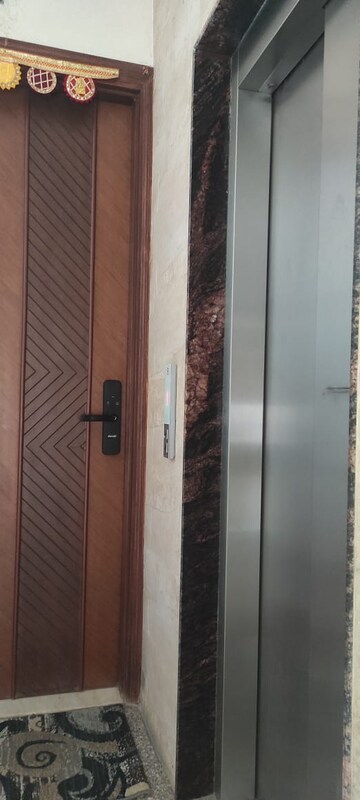 Building Lobby in 3 BHK Builder Floor at Hauz Khas – for Sale