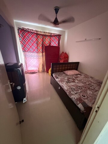 Bathroom in 2 BHK Apartment at ILD Greens, Sector 37c – for Rent