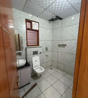 Attached Bathroom in 2 BHK Builder Floor at Sector 56 – for Rent