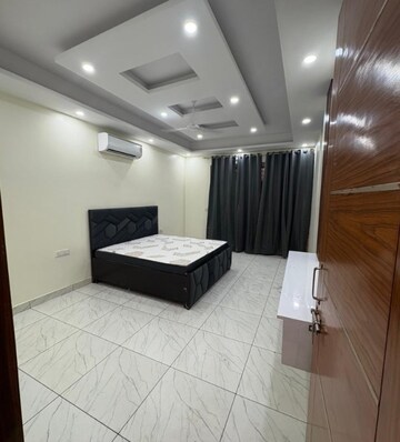 Room in 2 BHK Builder Floor at Sector 56 – for Rent