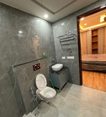 Bathroom in 2 BHK Builder Floor at Sector 56 – for Rent