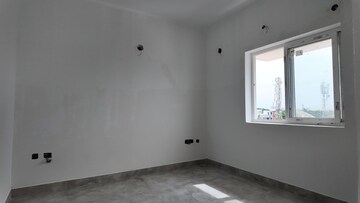 Room in 3 BHK Apartment at Saligramam – for Sale