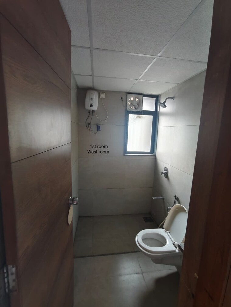 Attached Bathroom, bodakdev 4 Bedroom 2700 Sq.Ft. Apartment In Bodakdev Ahmedabad 9288291