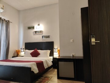 Room in 1 RK Apartment at Chhatikara – for Sale